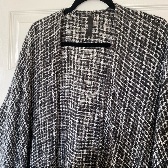 Lane Bryant Distressed Knit Shaw - Picture 11 of 15